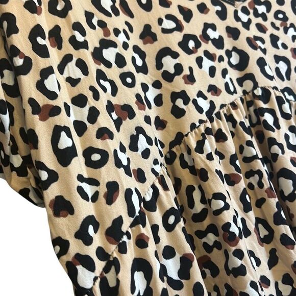 Perfect peach cheetah printed dress with pockets size‎ large - Picture 3 of 5